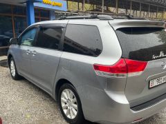 Сүрөт унаа Toyota Sienna