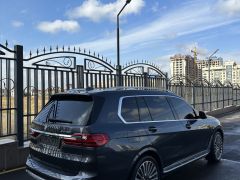 Фото авто BMW X7