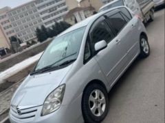 Сүрөт унаа Toyota Corolla Verso