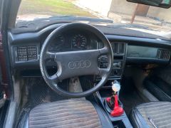 Photo of the vehicle Audi 80