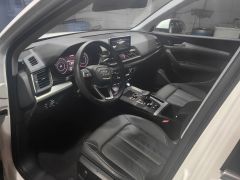 Сүрөт унаа Audi Q5