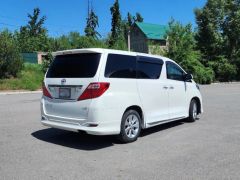 Сүрөт унаа Toyota Alphard