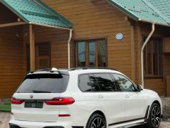 Фото авто BMW X7