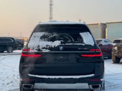 Сүрөт унаа BMW X7