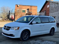 Сүрөт унаа Dodge Caravan