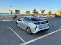 Фото авто Toyota Prius