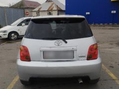 Сүрөт унаа Toyota Ist