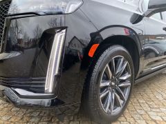 Photo of the vehicle Cadillac Escalade