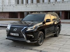 Photo of the vehicle Lexus GX