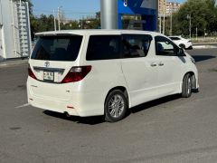 Сүрөт унаа Toyota Alphard