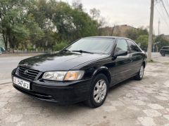 Сүрөт унаа Toyota Camry