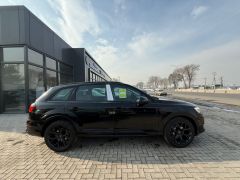 Сүрөт унаа Audi Q7