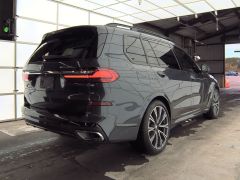 Фото авто BMW X7