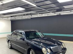 Фото авто Mercedes-Benz E-Класс