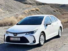 Сүрөт унаа Toyota Corolla