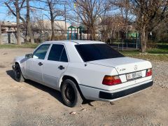 Фото авто Mercedes-Benz W124