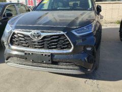 Photo of the vehicle Toyota Highlander