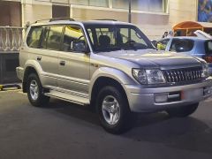 Сүрөт унаа Toyota Land Cruiser Prado