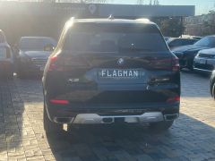 Photo of the vehicle BMW X5