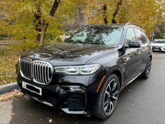 Photo of the vehicle BMW X7