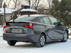 Фото авто Toyota Prius