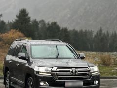 Фото авто Toyota Land Cruiser