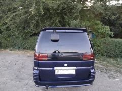 Сүрөт унаа Nissan Elgrand