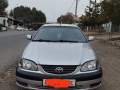 Фото авто Toyota Avensis