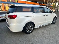 Фото авто Kia Carnival