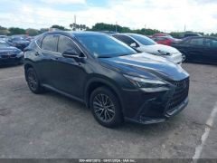 Photo of the vehicle Lexus NX