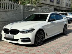 Photo of the vehicle BMW 5 Series