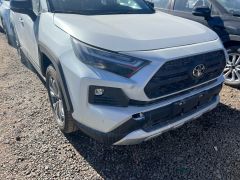 Photo of the vehicle Toyota RAV4