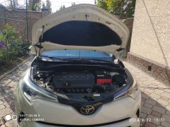 Сүрөт унаа Toyota C-HR