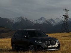 Фото авто BMW X7