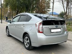 Сүрөт унаа Toyota Prius