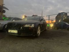 Photo of the vehicle Audi A8