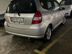 Фото авто Honda Fit