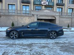 Сүрөт унаа Kia Stinger