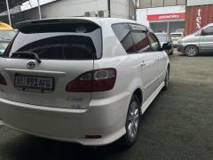 Сүрөт унаа Toyota Ipsum