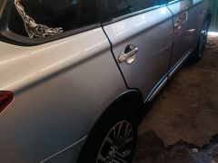 Сүрөт унаа Mitsubishi Outlander