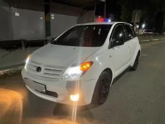 Photo of the vehicle Toyota Ist