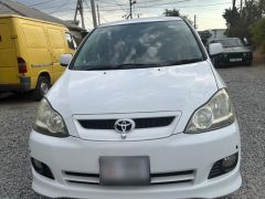 Photo of the vehicle Toyota Ipsum