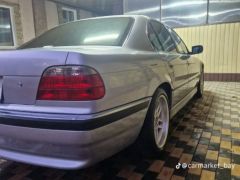 Photo of the vehicle BMW 7 Series