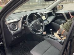 Сүрөт унаа Toyota RAV4