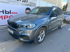 Photo of the vehicle BMW X5