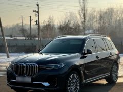 Photo of the vehicle BMW X7