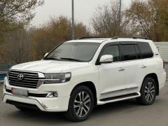 Сүрөт унаа Toyota Land Cruiser