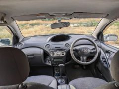 Фото авто Toyota Vitz