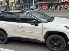 Сүрөт унаа Toyota RAV4