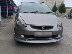 Photo of the vehicle Honda Fit